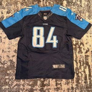 Nike Tennessee Titans Corey Davis jersey size 44 embroidered